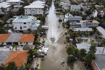 Uragano Milton 14 morti e record di tornado sulla Florida