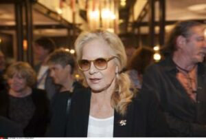 A 80 anni Sylvie Vartan si congeda ultimi sei concerti a Parigi