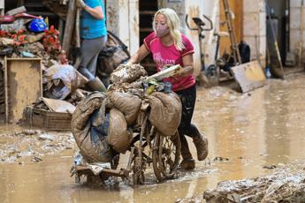 Alluvione in Spagna i rischi sanitari. Esperti Attenzione a infezioni