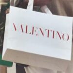 Furto nella boutique Valentino a Roma rubate borse per 140mila euro