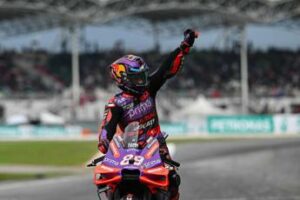 MotoGp a Barcellona vince Bagnaia ma festeggia Martin Jorge e campione