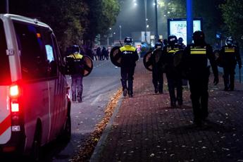 Pogrom o provocazioni la notte folle di Amsterdam con caccia allebreo