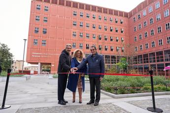 Universita Milano Bicocca inaugura lanno accademico e presenta la nuova Piazza della Scienza